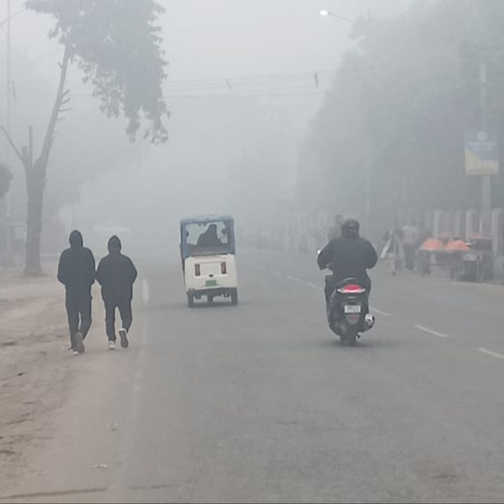 पूर्णिया में आज से स्कूल-कोचिंग की टाइमिंग बदली:कड़ाके की ठंड को देखते डीएम ने लिया फैसला, 17 जनवरी तक लागू रहेगा आदेश