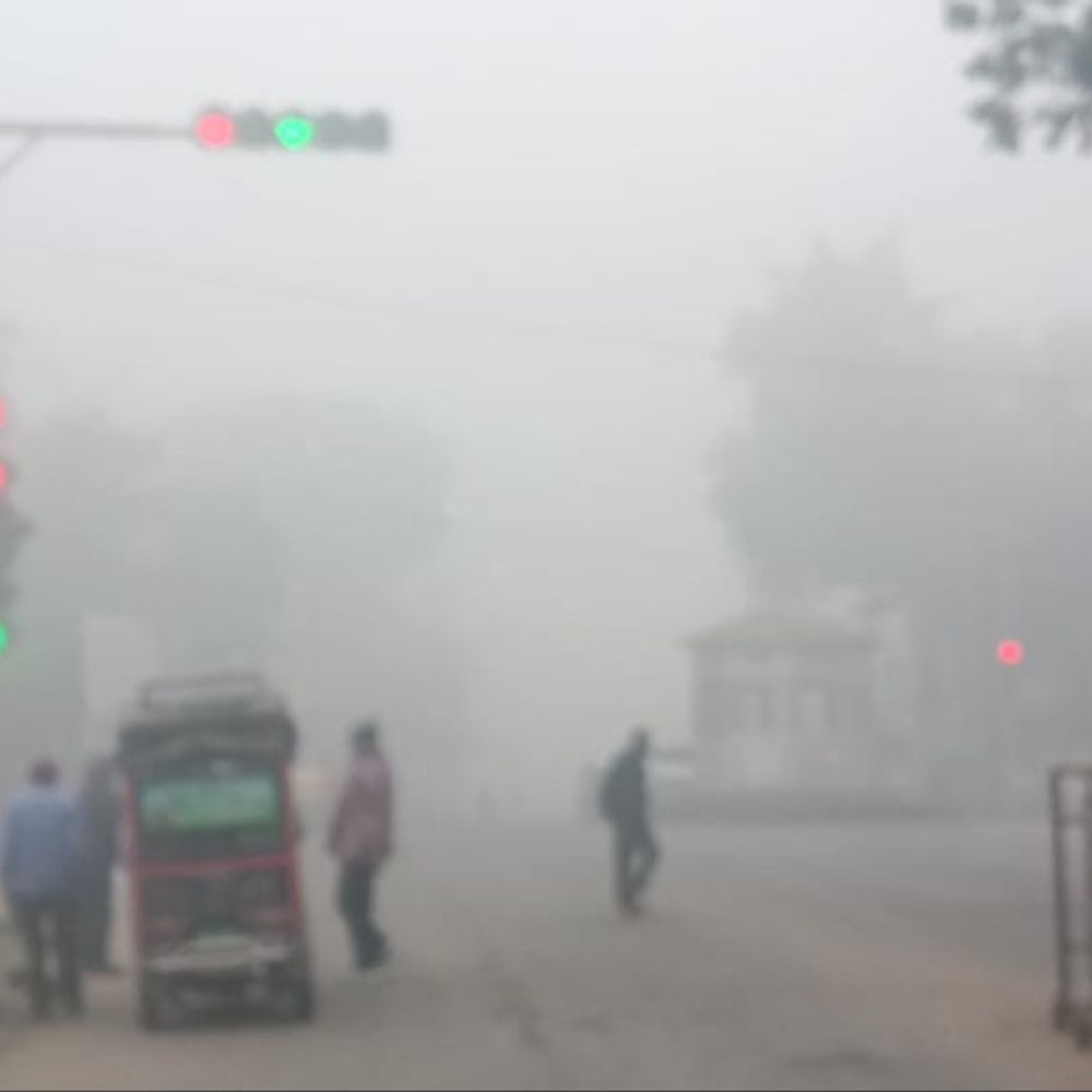 पूर्णिया में कड़ाके की ठंड, 9 जनवरी तक स्कूल बंद:तेज बर्फीली हवा के चलते बढ़ी कनकनी, 3 डिग्री सेल्सियस वाली फील