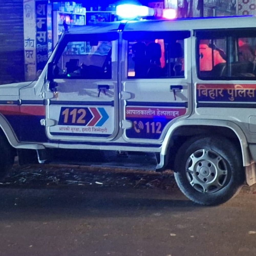 DTDC कूरियर से अवैध लॉटरी की बड़ी खेप बरामद:जब्त टिकटों की कीमत 11 लाख, पश्चिम बंगाल से भेजी गई थी खेप