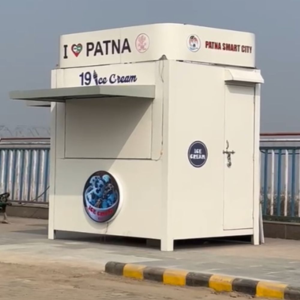 जेपी गंगा पथ पर लगे नए डिजाइन के फूड कार्ट्स:जयपुर-इंदौर की तर्ज पर नए लुक में तैयार फैब्रिकेटेड शॉप, दुकानों के चयन की प्रक्रिया तेज