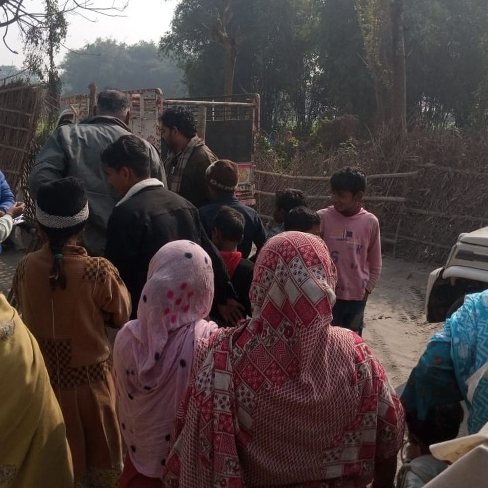 ट्रेन की चपेट में आने से युवक की मौत:पूर्णिया में रेल पटरी के किनारे मिली लाश, ट्रैक पार करते समय हादसा