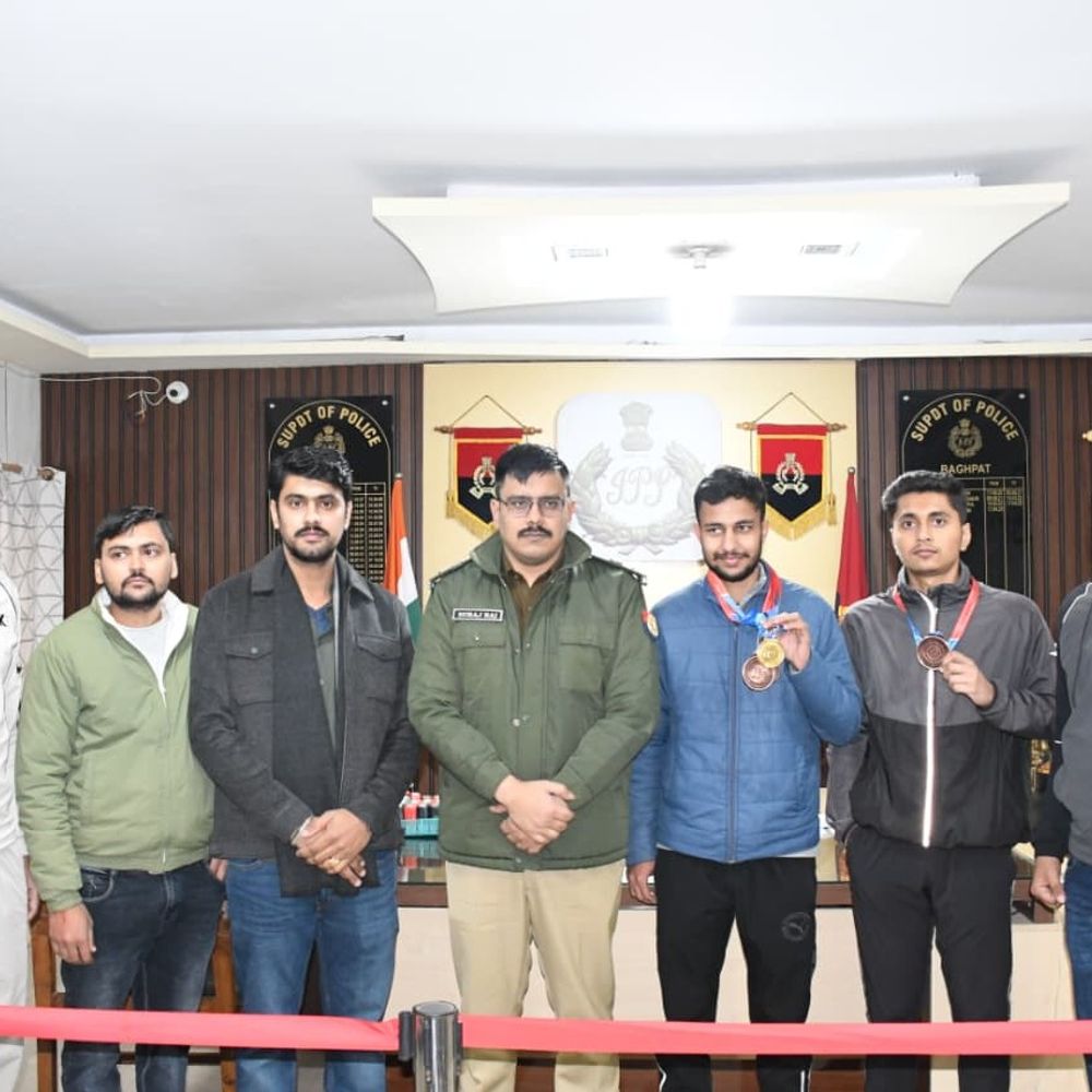 बागपत के शूटर्स ने राष्ट्रीय चैंपियनशिप में जीते पदक:एसपी ने किया सम्मानित, लोगों ने जताई खुशी