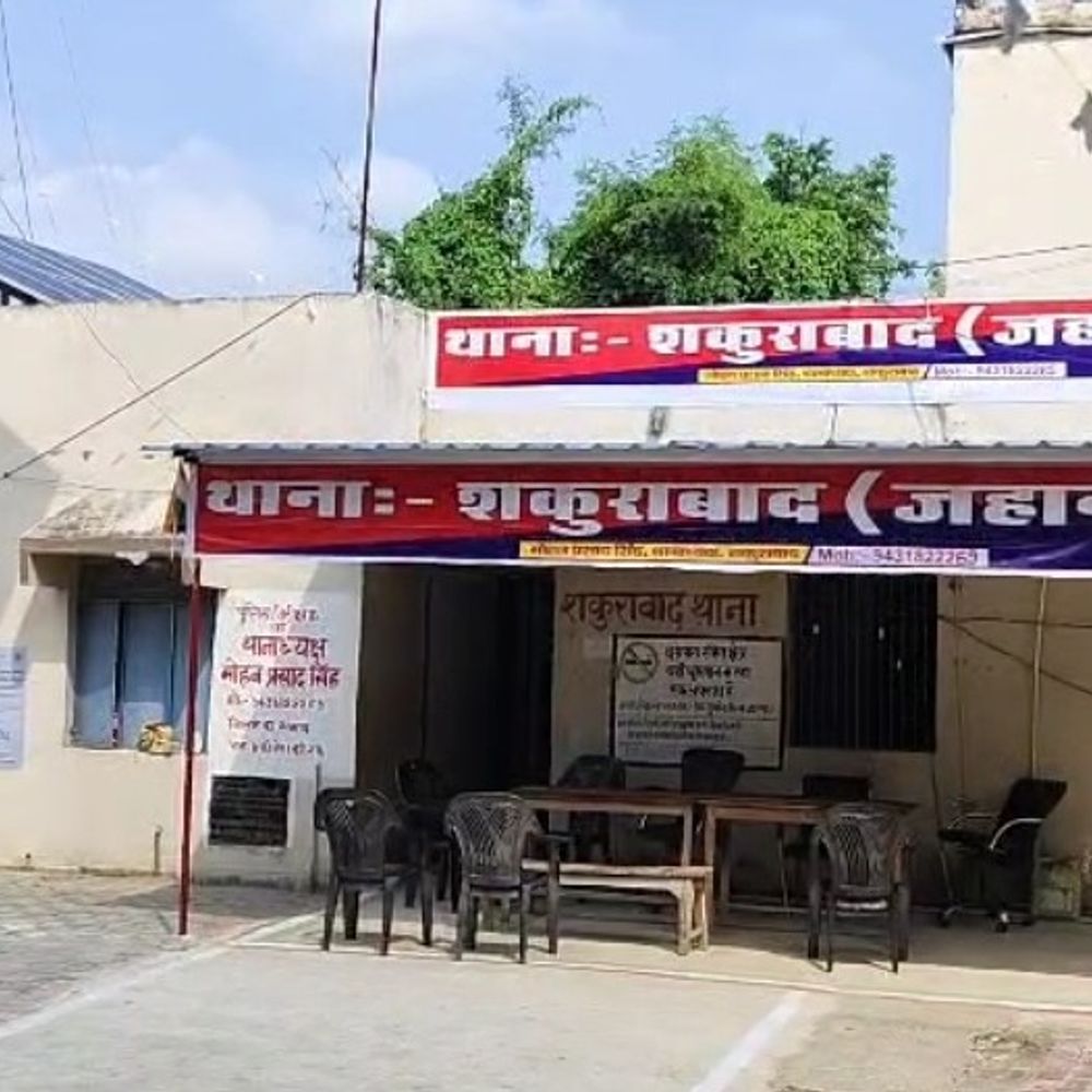 शकूराबाद में टेंपो चालक से लूट:अज्ञात बदमाशों ने 15 हजार नगद और मोबाइल छीना, पीड़ित की शिकायत पर केस दर्ज