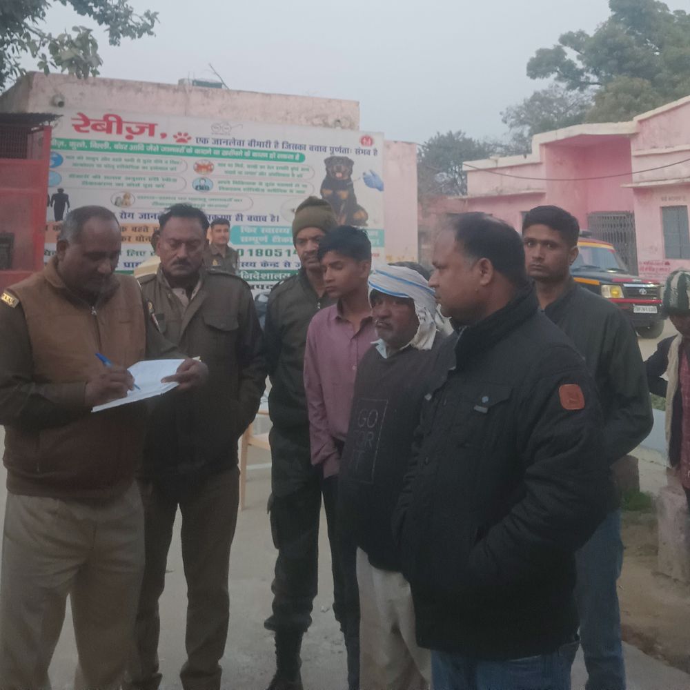 राजेपुर में ट्रैक्टर की टक्कर से युवक की मौत:जिला लोहिया अस्पताल में इलाज के दौरान हुई घटना, पुलिस ने पंचनामा भरा