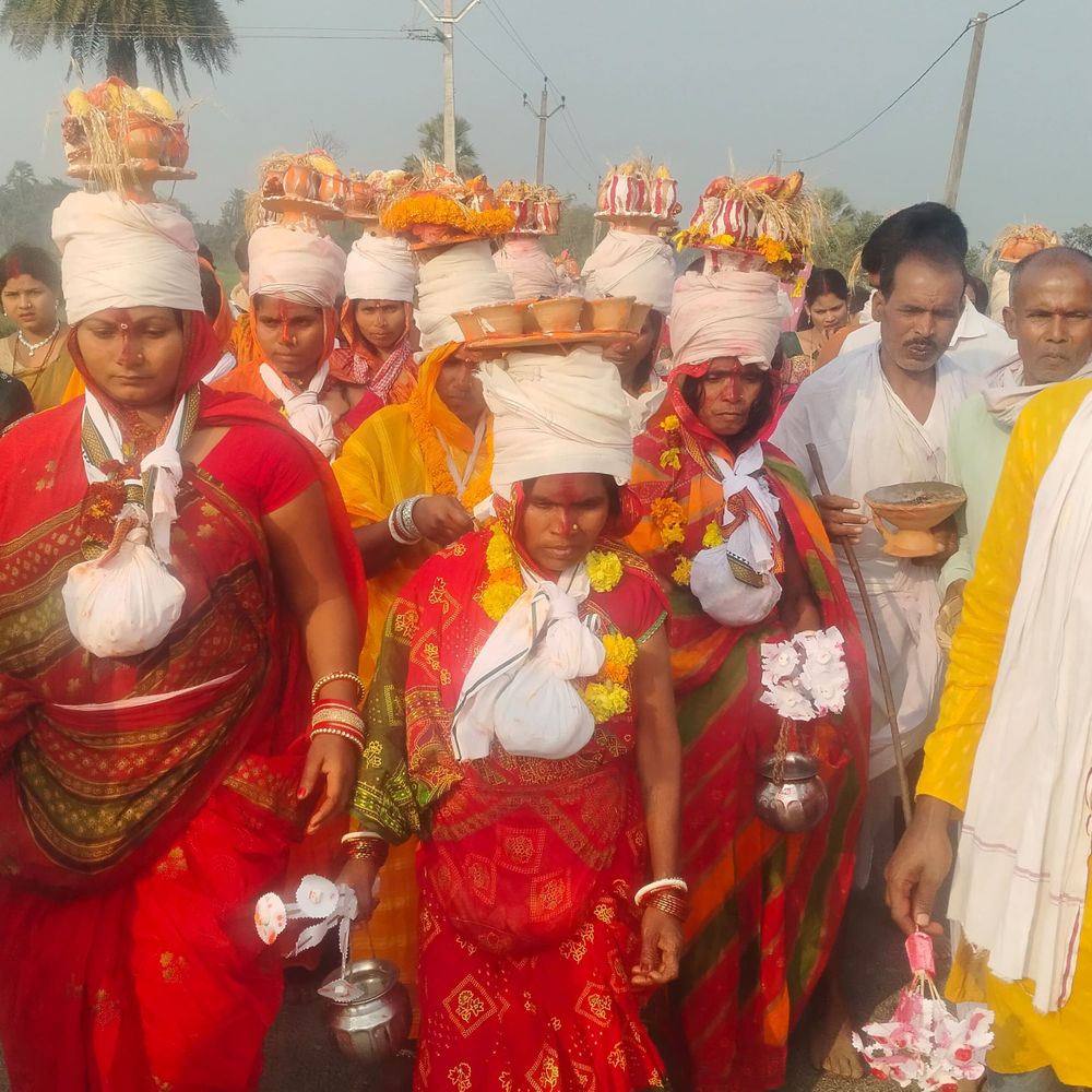 पूर्णिया में ठाढी महोत्सव का भव्य आयोजन:400 साल पुराने मां कामाख्या स्थान टेंपल में भक्तों की भीड़, जयकारों से गूंजा मंदिर परिसर