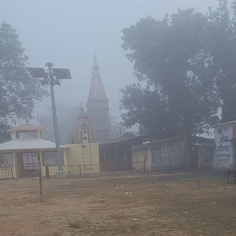 बलरामपुर-रामानुजगंज में फिर से ठंड का असर:6 डिग्री पहुंचा न्यूनतम तापमान, अगले 3 दिनों में और गिरेगा तापमान