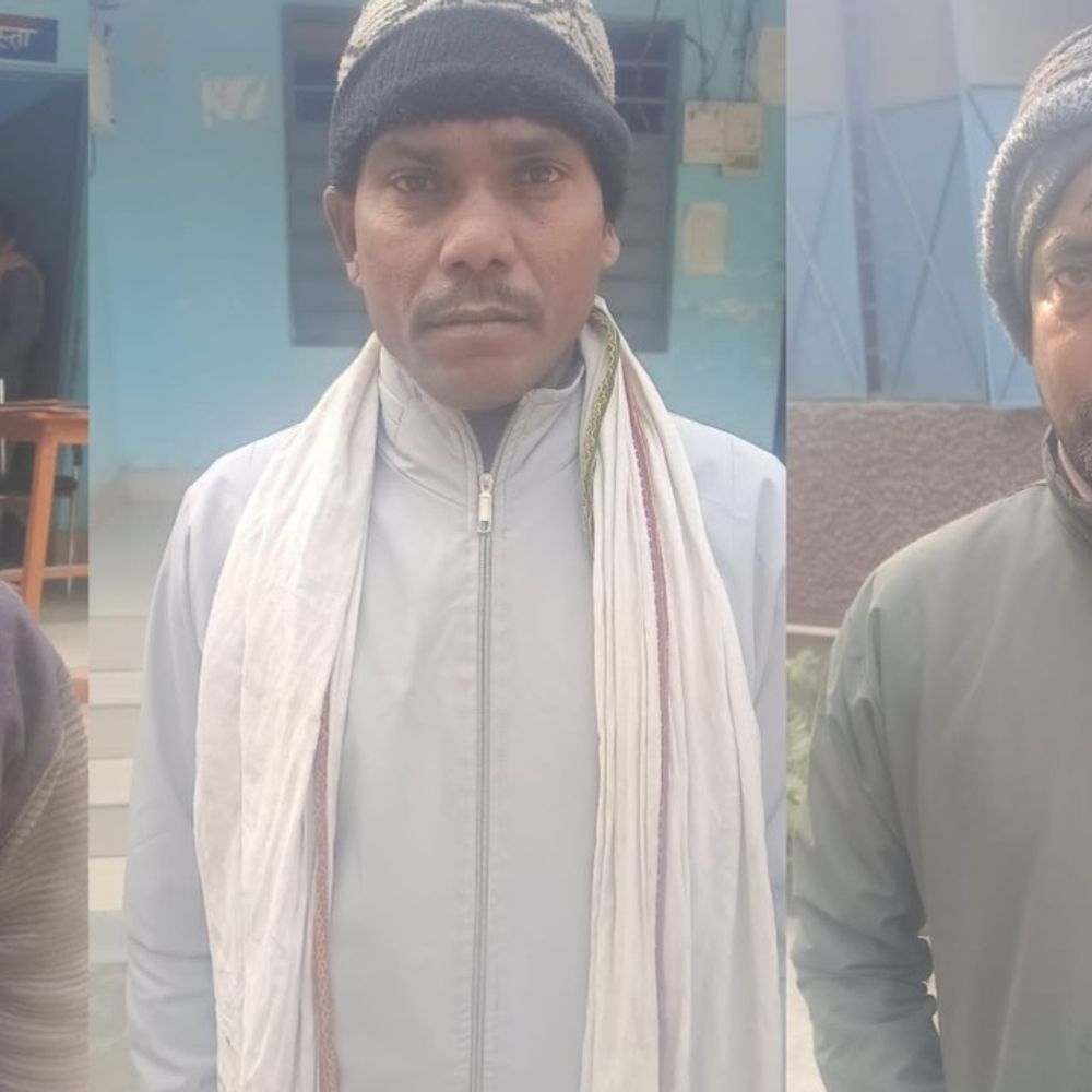 चौतरवा पुलिस ने 3 शराबियों को गिरफ्तार किया:इंग्लिशिया के जैनी टोला से पकड़े गए, न्यायिक हिरासत में भेजा गया