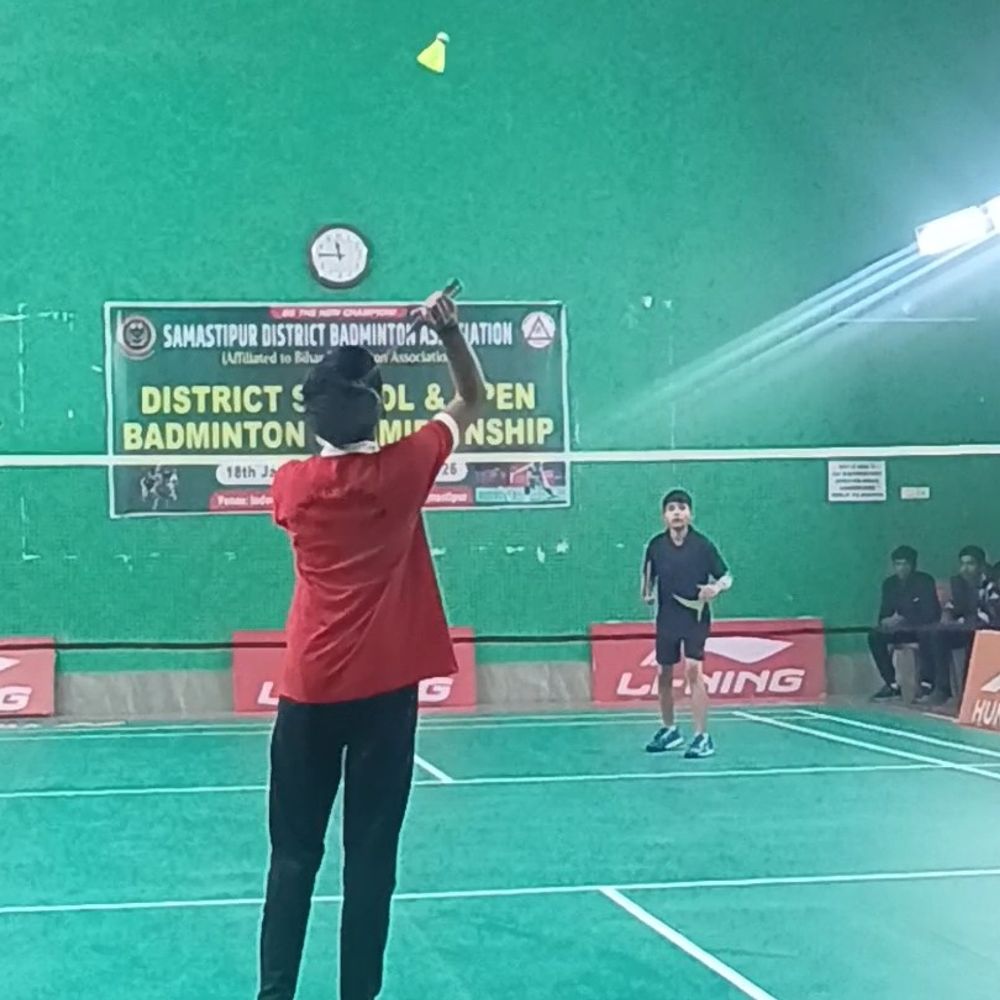 समस्तीपुर में जिला स्कूल बैडमिंटन चैंपियनशिप शुरू:150 से अधिक बच्चे ले रहे हैं भाग, प्रतियोगिता के लिए पांच वर्गों में बांटी गई टीम
