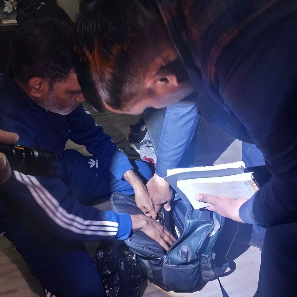 पीलीभीत में गणतंत्र दिवस से पहले हाई अलर्ट:पुलिस ने डॉग स्क्वायड के साथ की सघन चेकिंग