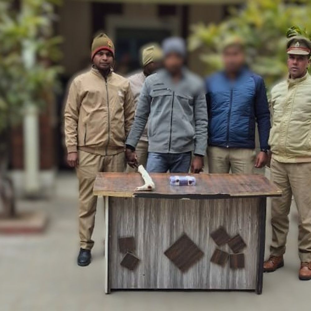 मेडिकल स्टोर चोरी का आरोपी 24 घंटे में गिरफ्तार:पुलिस ने 17,100 रुपए नकद और कुल्हाड़ी बरामद की, भेजा जेल