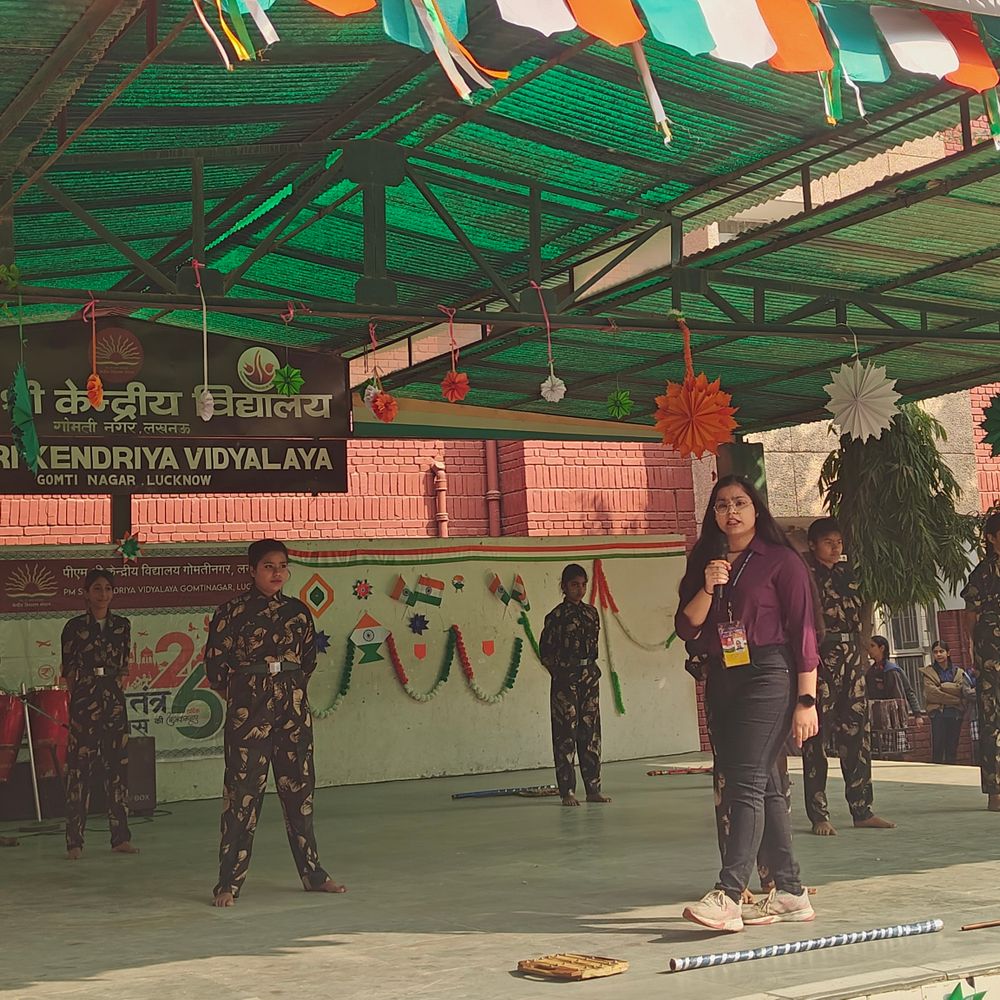 केंद्रीय विद्यालय गोमती नगर में 77वां गणतंत्र दिवस मनाया:प्राचार्य संजीव कुमार अग्रवाल ने किया ध्वजारोहण, छात्रों ने दी प्रस्तुति