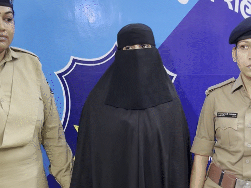 दवा खाकर जानवरों की तरह सेक्स करता था पति,मार डाला:पत्नी बोली- बॉडी से खून टपकता देख खुश होता था, दूध में जहर देकर मर्डर किया