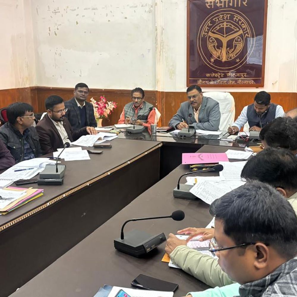 मिर्जापुर में किसानों को सुविधा:10 किमी दायरे में धान के सरकारी खरीद केंद्र बनेंगे, समय पर भुगतान के निर्देश