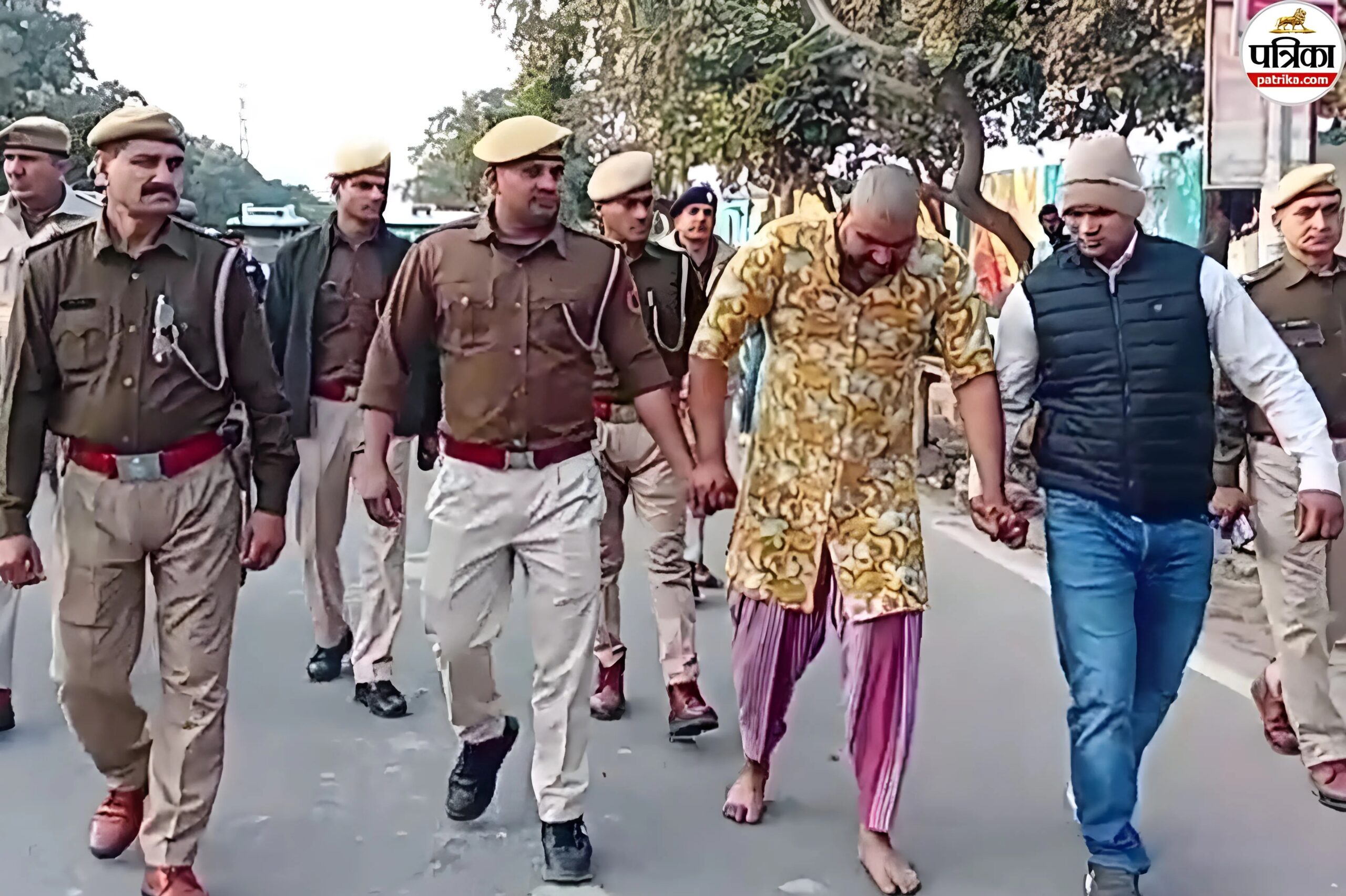 Bharatpur News: रेस्टोरेंट मालिक से मारपीट और डकैती का मुख्य आरोपी गिरफ्तार, महिला के वेश में निकाला जुलूस