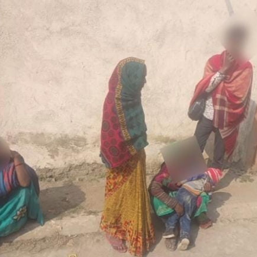 इंस्टाग्राम पर हुई थी दोस्ती फिर प्यार परवान चढ़ा:मां बोली- प्रेमी ने बेटी की हत्याकर शव को लटकाया, एक साल पहले मिले थे