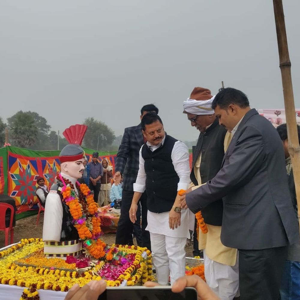 शहीद अंकित राज की 8वीं पुण्यतिथि मनाई गई:राजनीतिक दलों के नेताओं ने प्रतिमा पर अर्पित की श्रद्धांजलि