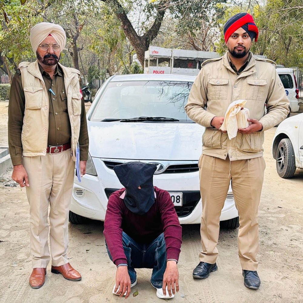 फरीदकोट में कार से नशा सप्लाई करता तस्कर गिरफ्तार:CIA स्टाफ ने बरामद हेरोइन जब्त किया; NDPS एक्ट में केस दर्ज