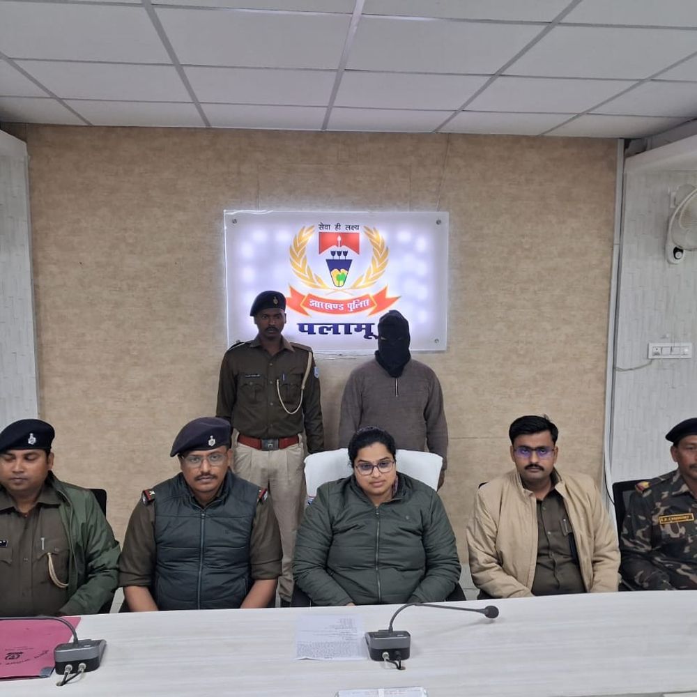 पलामू में 64 ग्राम ब्राउन शुगर जब्त, तस्कर गिरफ्तार:आरोपी-सासाराम और गढ़वा से लाकर पलामू में बेचता था, पिछले छह माह से था सक्रिय