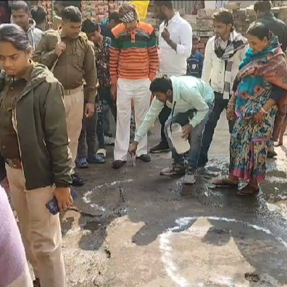 भागलपुर में छोटे ने बड़े भाई पर किया जानलेवा हमला:गंभीर हालत देख डॉक्टरों ने पटना किया रेफर, परिजन बोले- आरोपी मानसिक रूप से बीमार