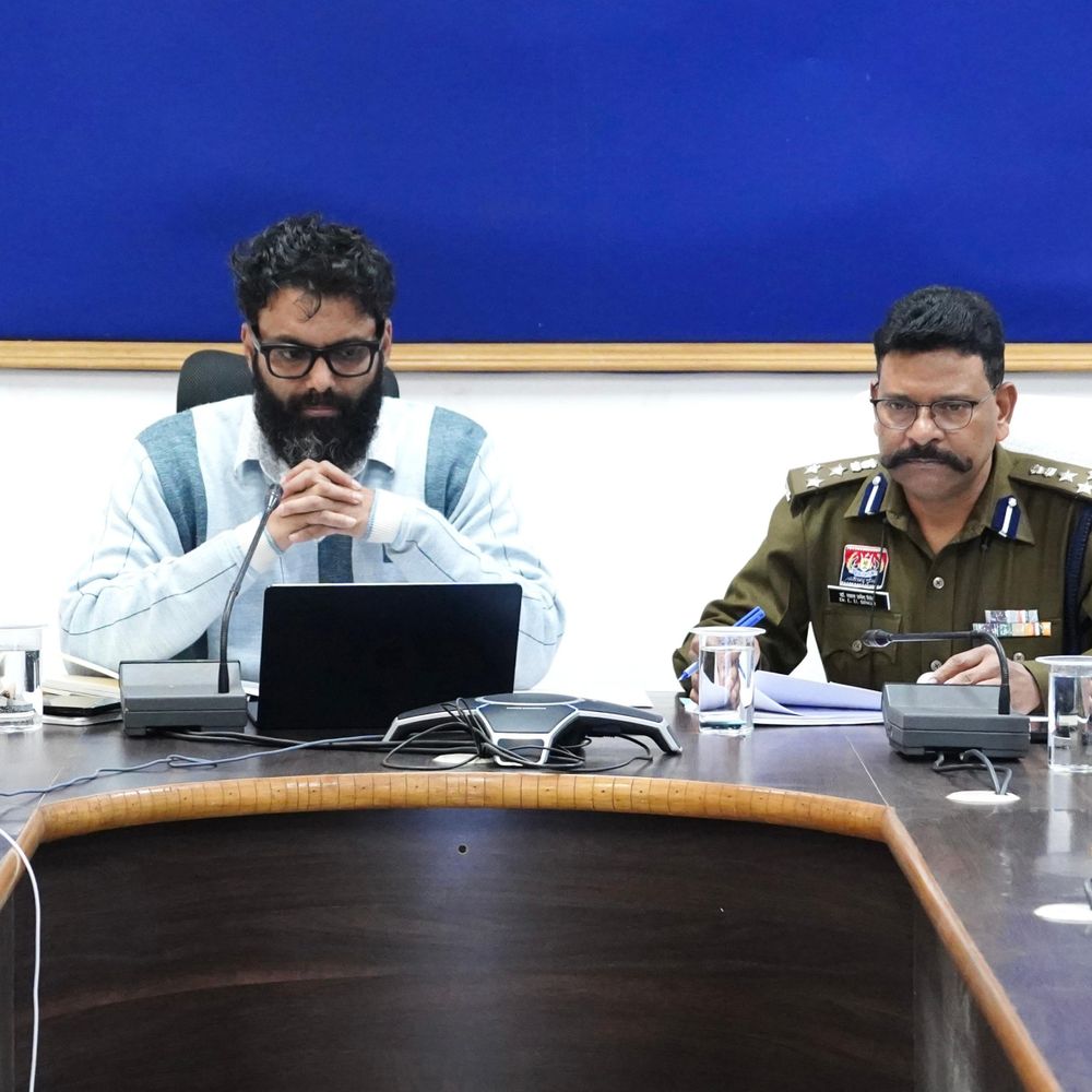 स्कूलों के 100 मीटर दायरे में तंबाकू-गुटखा बिक्री पर प्रतिबंध:स्कूल-परिसरों के आसपास पान ठेलों का होगा सर्वे;सड़क सुरक्षा पर भी प्रशासन का एक्शन मोड