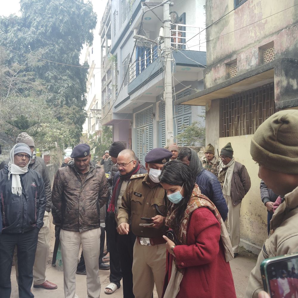 हाजीपुर में BJP नेता के भाई की लाश मिली:गला रेता हुआ है, खून से सनी बॉडी; परिवार बोला- कई दिनों से डिप्रेशन में थे