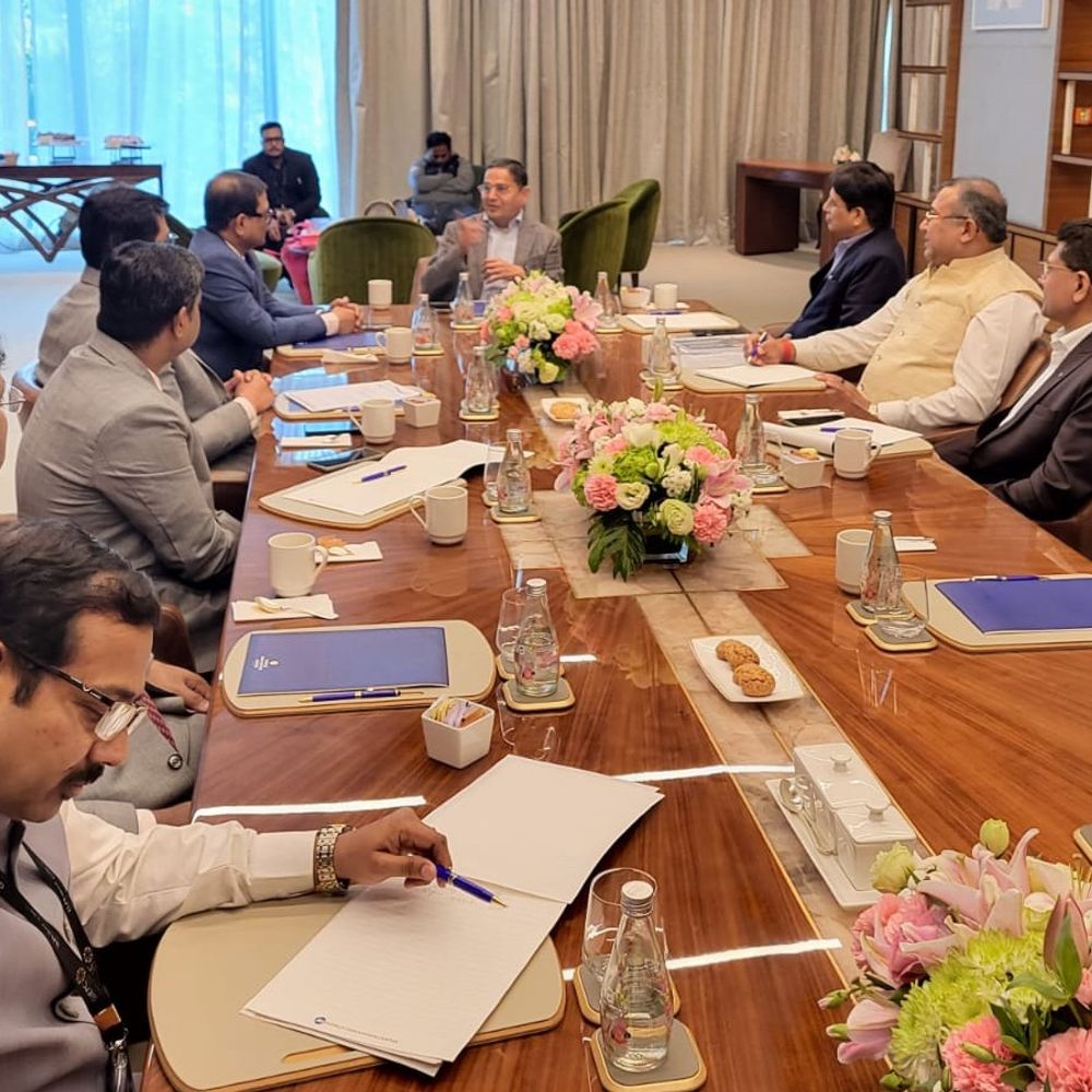 मेरठ बुलियन ट्रेडर्स ने GJEPC से समर्थन मांगा:प्रस्तावित ज्वैलरी पार्क की स्थापना के लिए हुई मुलाकात