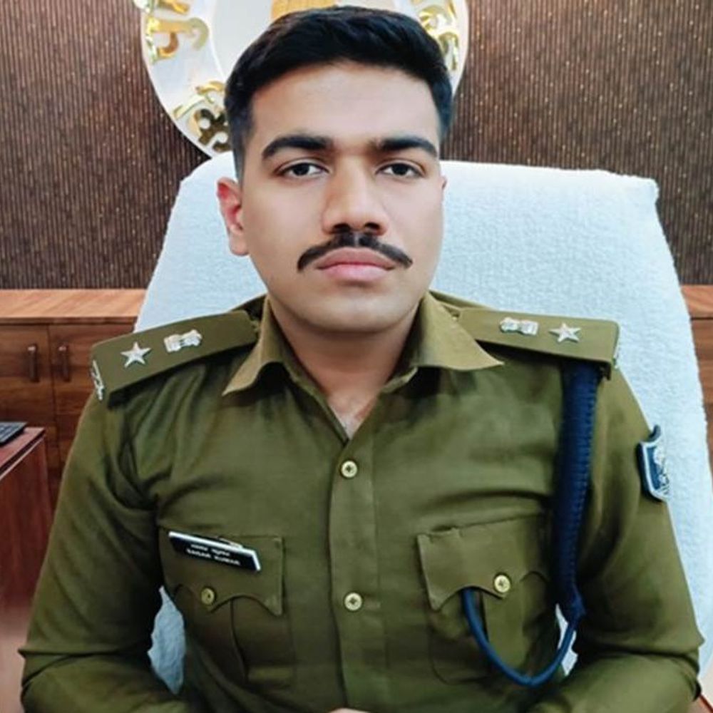 सुनील कुमार किशनगंज ट्रैफिक थाने के नए थानाध्यक्ष:SP सागर कुमार ने जारी की अधिसूचना, नवनीत नमन ठाकुरगंज अपर थानाध्यक्ष