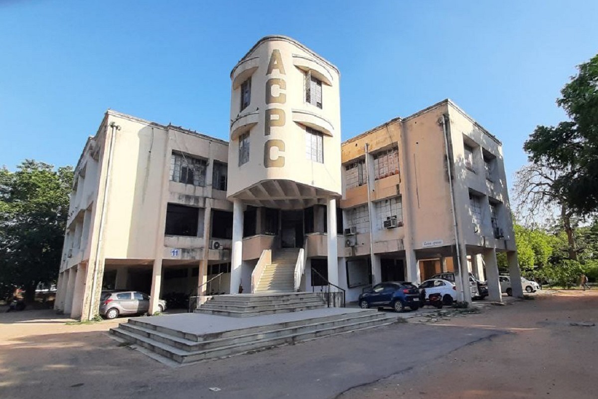 Gujarat: द्विवार्षिक प्रवेश को लेकर विद्यार्थियों में नीरसता, डीई में सिर्फ 39, बीई में 36 छात्रों ने की दावेदारी