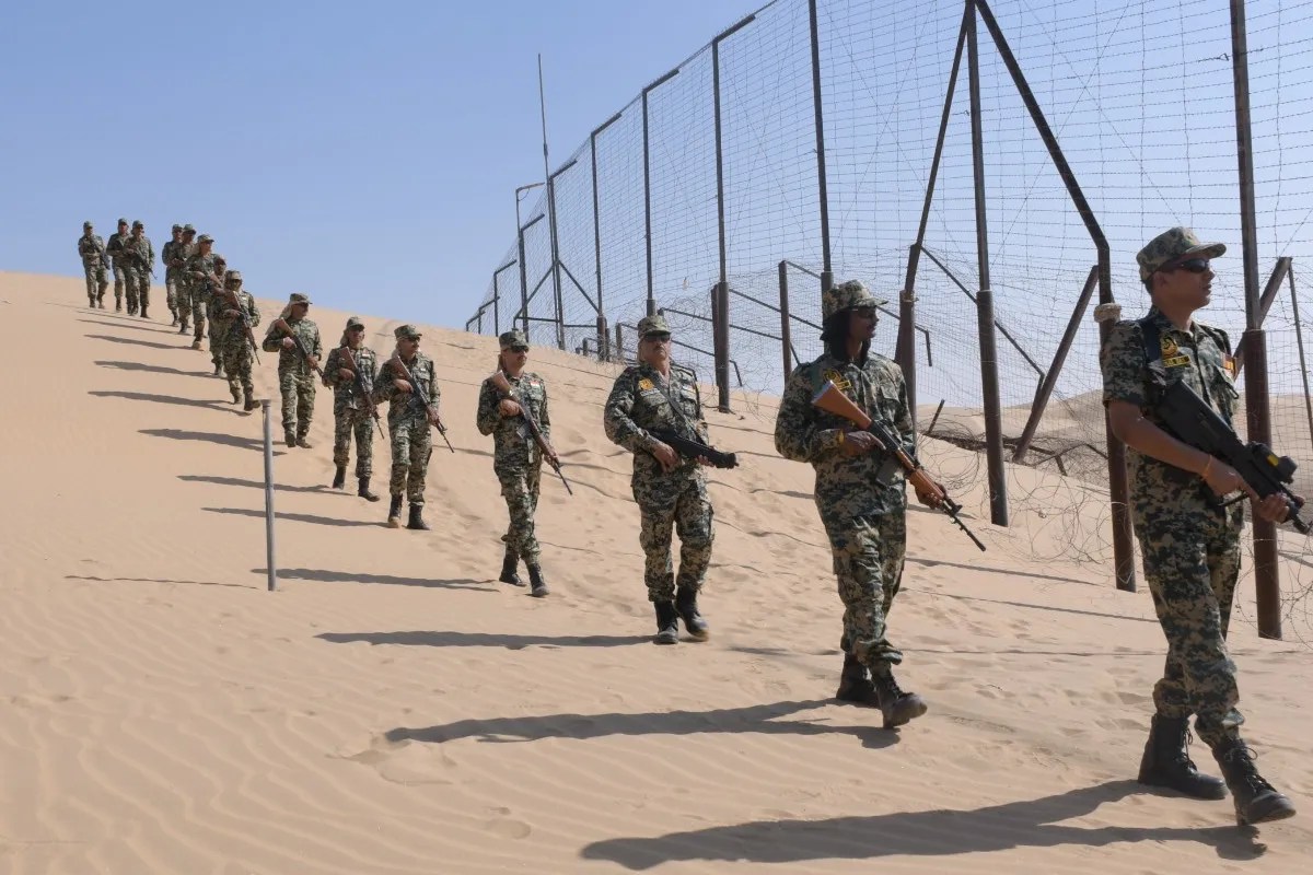 Republic Day 2026: गणतंत्र दिवस पर भी पाकिस्तान को नहीं भेजी जाएगी मिठाई, BSF को स्पष्ट निर्देश जारी