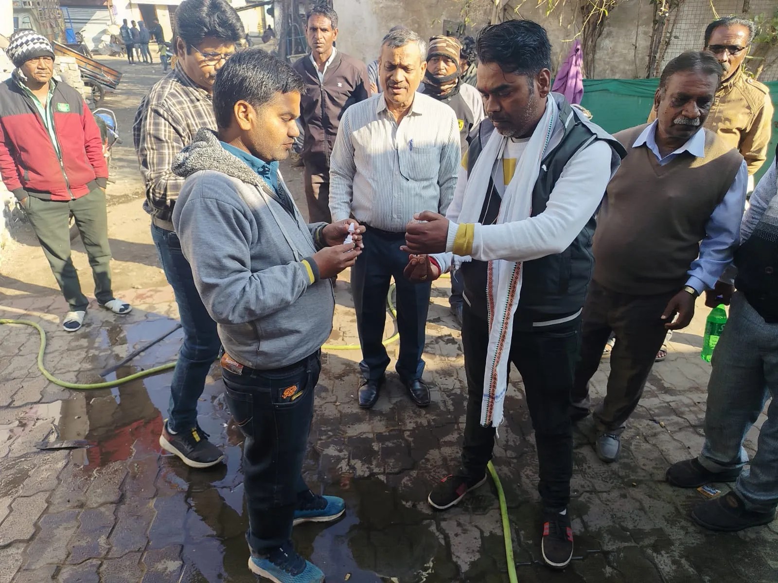 इंदौर हादसे के बाद जागा प्रशासन, उप संचालक पानी सप्लाई की जांच करने बैतूल पहुंचे