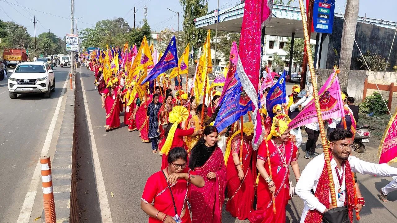 खाटू श्याम प्राण प्रतिष्ठा महोत्सव का शुभारंभ, भव्य निशान यात्रा के साथ शुरू हुआ पांच दिवसीय आयोजन