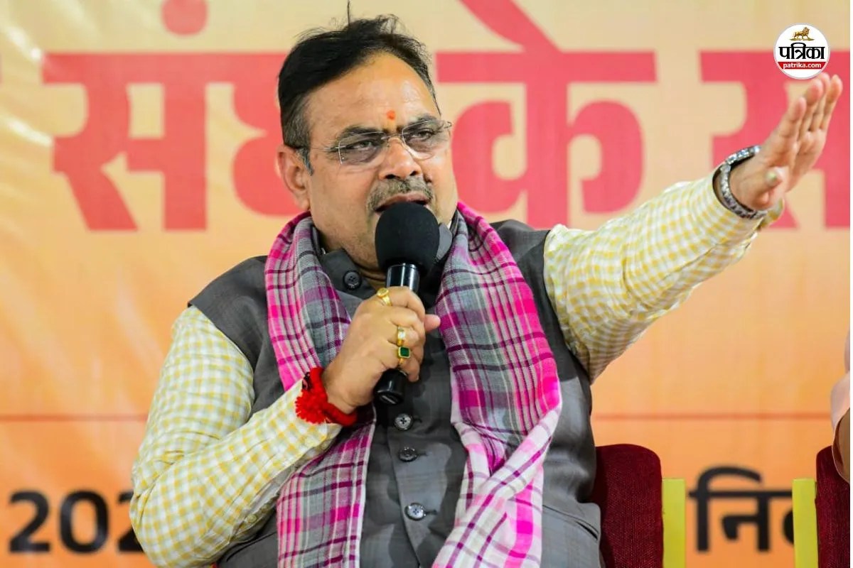 CM Bhajanlal : सीएम भजनलाल का अफसरों को सख्त संदेश, परियोजना में ढिलाई बर्दाश्त नहीं होगी