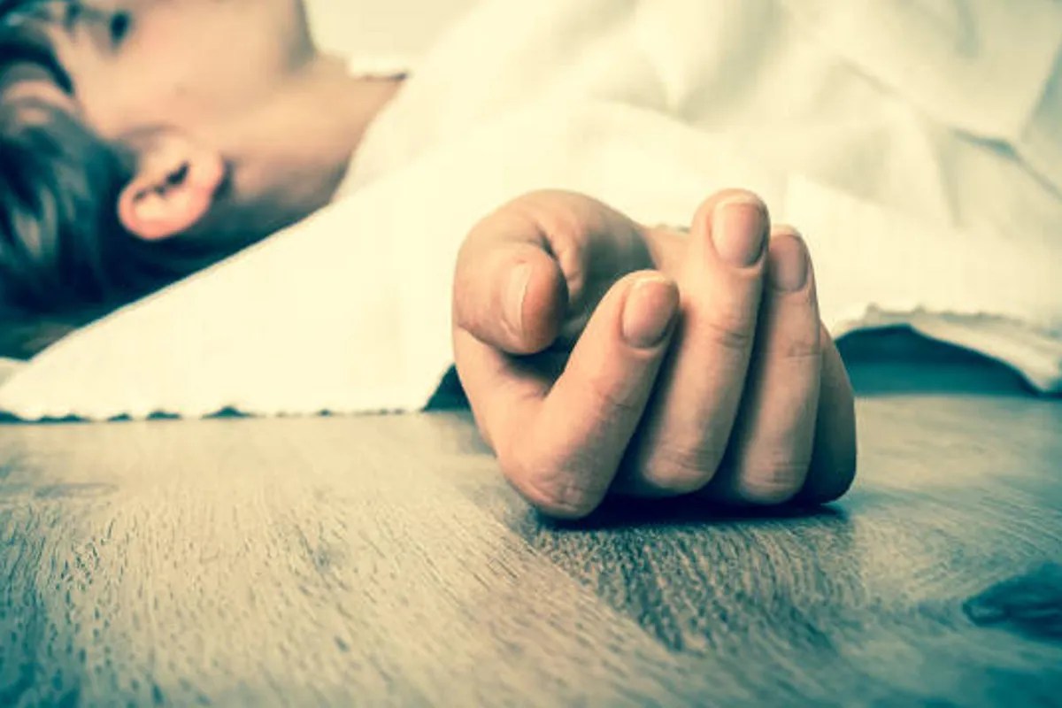 Big incident: ट्रांसफार्मर पर अचानक चढ़ गई पूर्व सरपंच की 19 वर्षीय बेटी, फिर एक झटके में चली गई जान