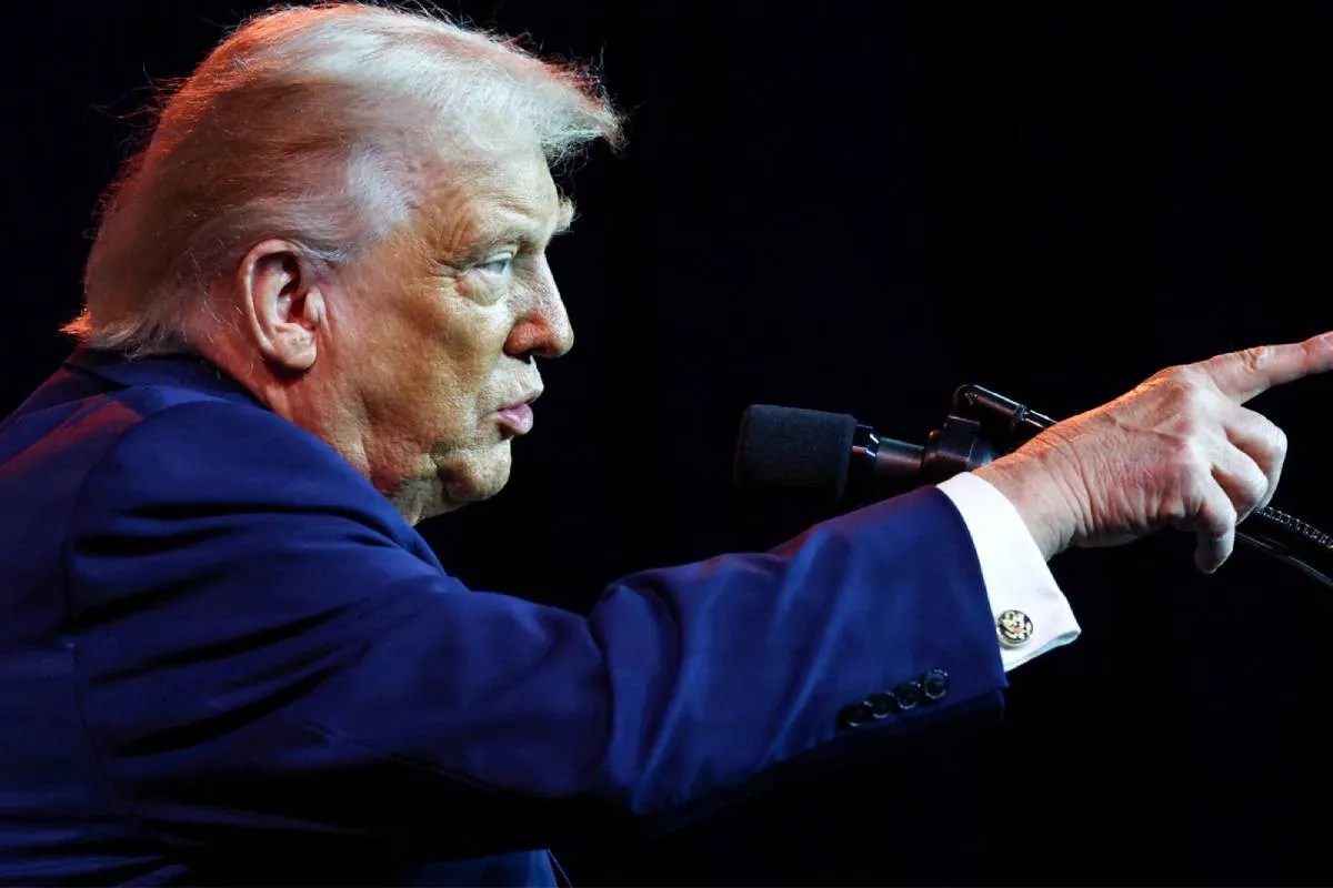 ब्रिटेन पर भड़के ट्रंप, हिंद महासागर में भारत की सुरक्षा पर गहराया संकट!