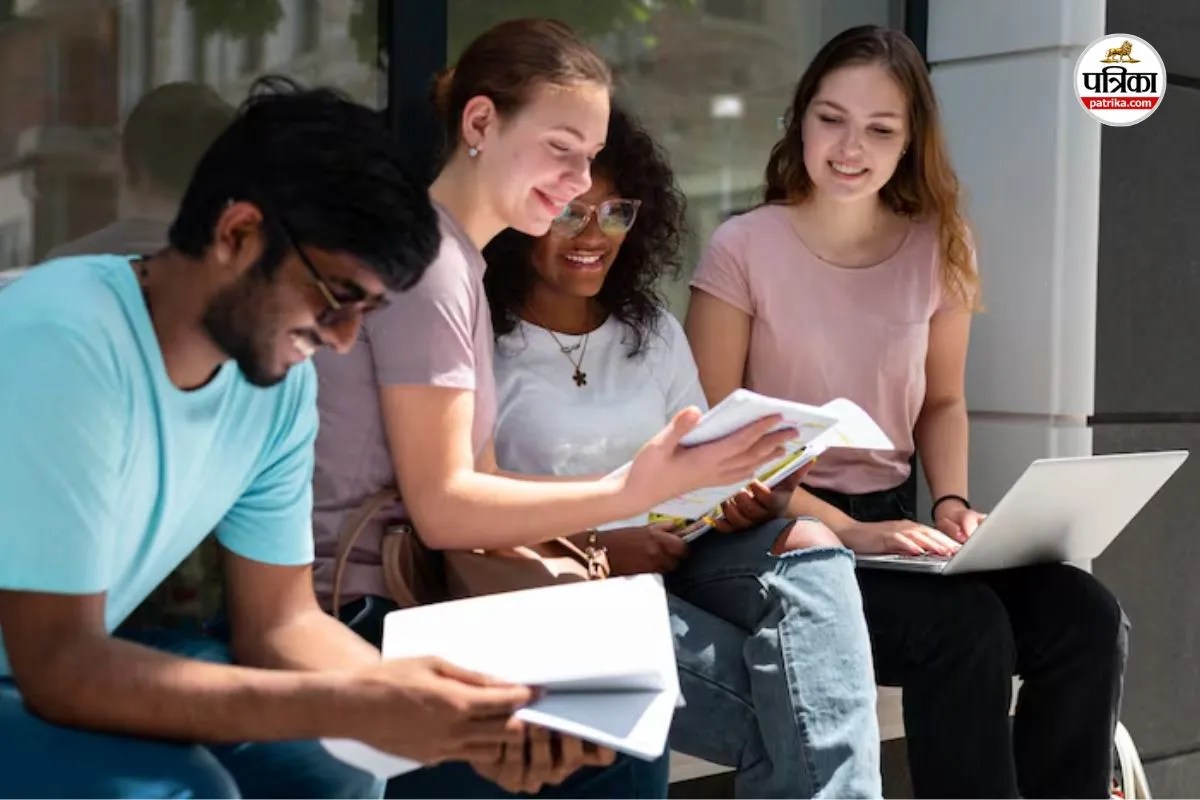 CUET PG 2026 Registration: क्या आपके पास हैं ये 5 जरूरी डॉक्यूमेंट्स? इनके बिना नहीं भर पाएंगे ऑनलाइन फॉर्म