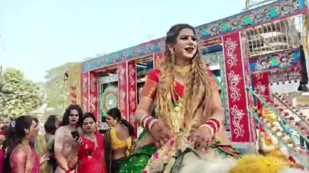 15 हजार किन्नरों की शोभायात्रा: विंटेज कार, बग्घी, घोड़े सवार शामिल, किए देवी मां के दर्शन किए