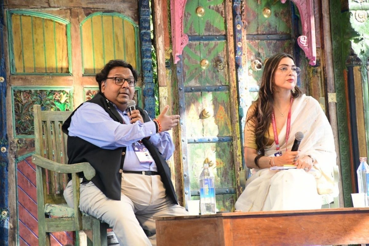 JLF 2026: ‘ड्राइवर के कहने पर रोजाबल गया, दो वर्ष तक रिसर्च कर लिखी बुक’