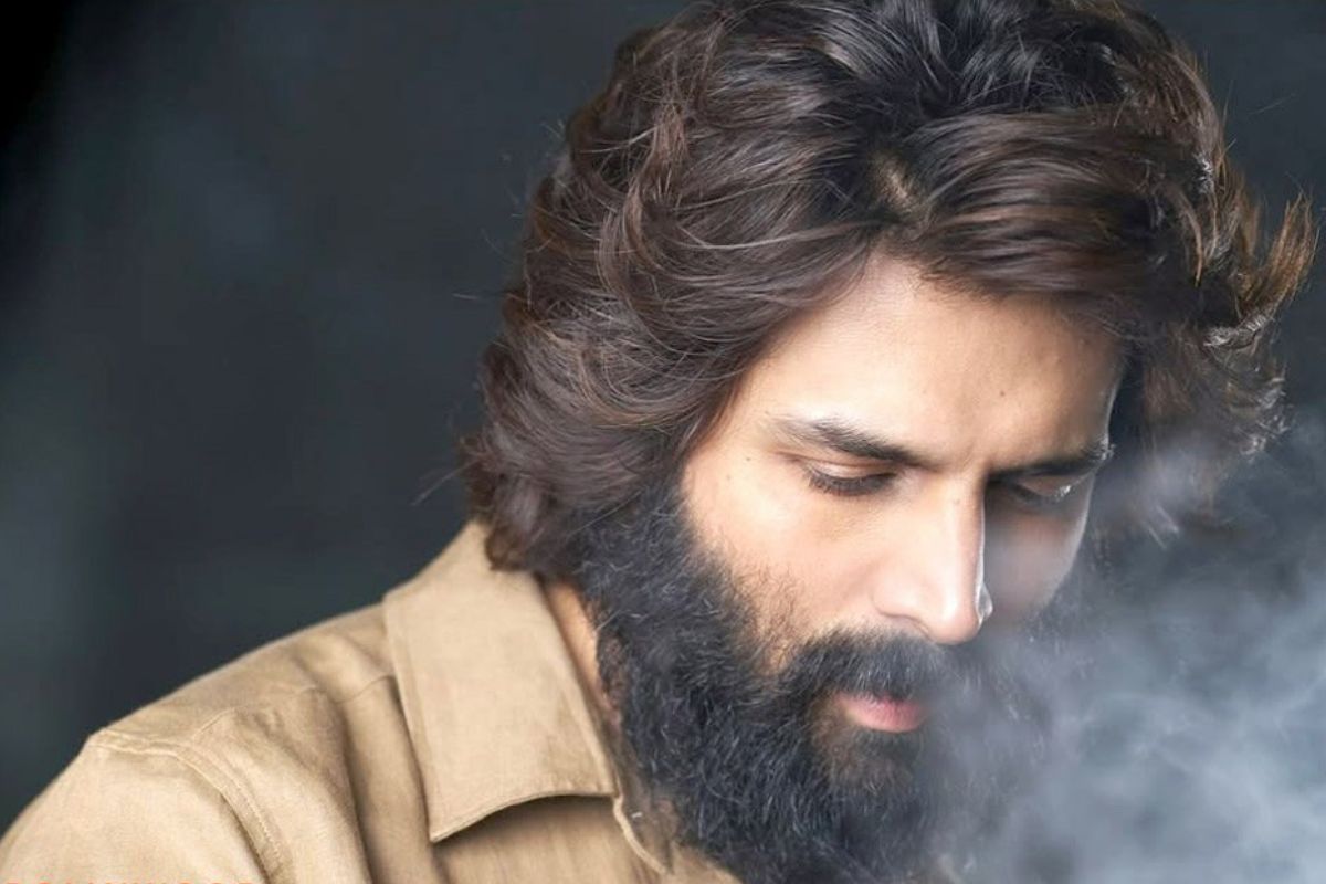 धर्मा प्रोडक्शन और करण जौहर संग अनबन की अफवाहों पर लगा ब्रेक, फ्लॉप फिल्म के बाद एक्टर ने लौटाई फीस