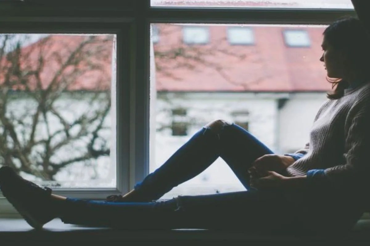 हर चौथा व्यक्ति अकेला: मोटापे से भी ज्यादा घातक है सामाजिक दूरी, जानें क्यों इसे माना जा रहा है ‘ग्लोबल हेल्थ थ्रेट’