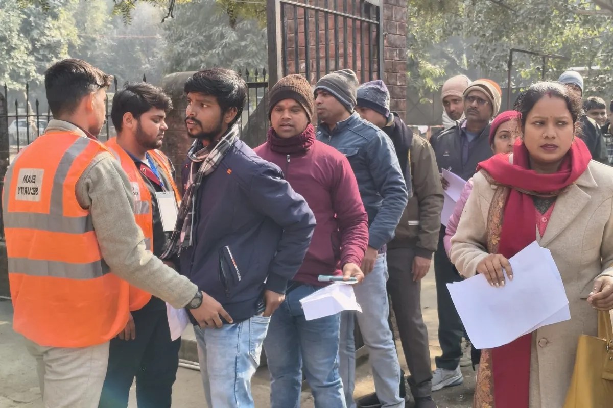 28 हजार से अधिक अभ्यर्थियों की एलटी ग्रेड परीक्षा शुरू, 21 केंद्रों पर दो दिन सहायक अध्यापकों की अग्निपरीक्षा, प्रशासन अलर्ट