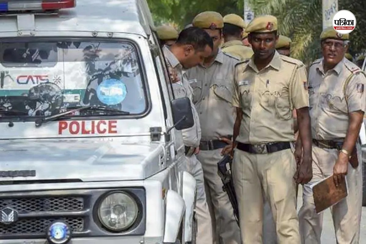 80 लाख की रिश्वत लेते पकड़े गए एक्साइज अफसर, डिप्टी कमिश्नर समेत 3 गिरफ्तारी