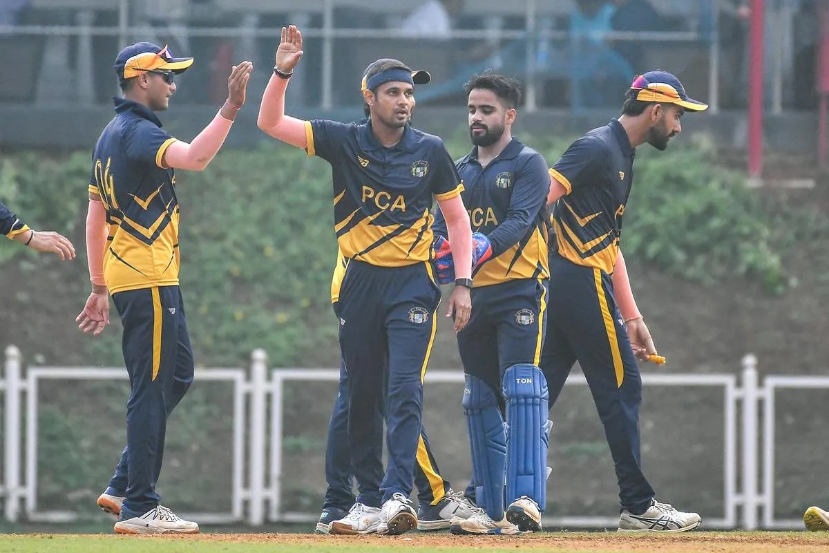 27.3 ओवर में 16 रन नहीं बना पाई मुंबई, मयंक मारकंडे ने ऐसे पलटा मैच, पंजाब ने एक रन से जीता हारा हुआ मुक़ाबला