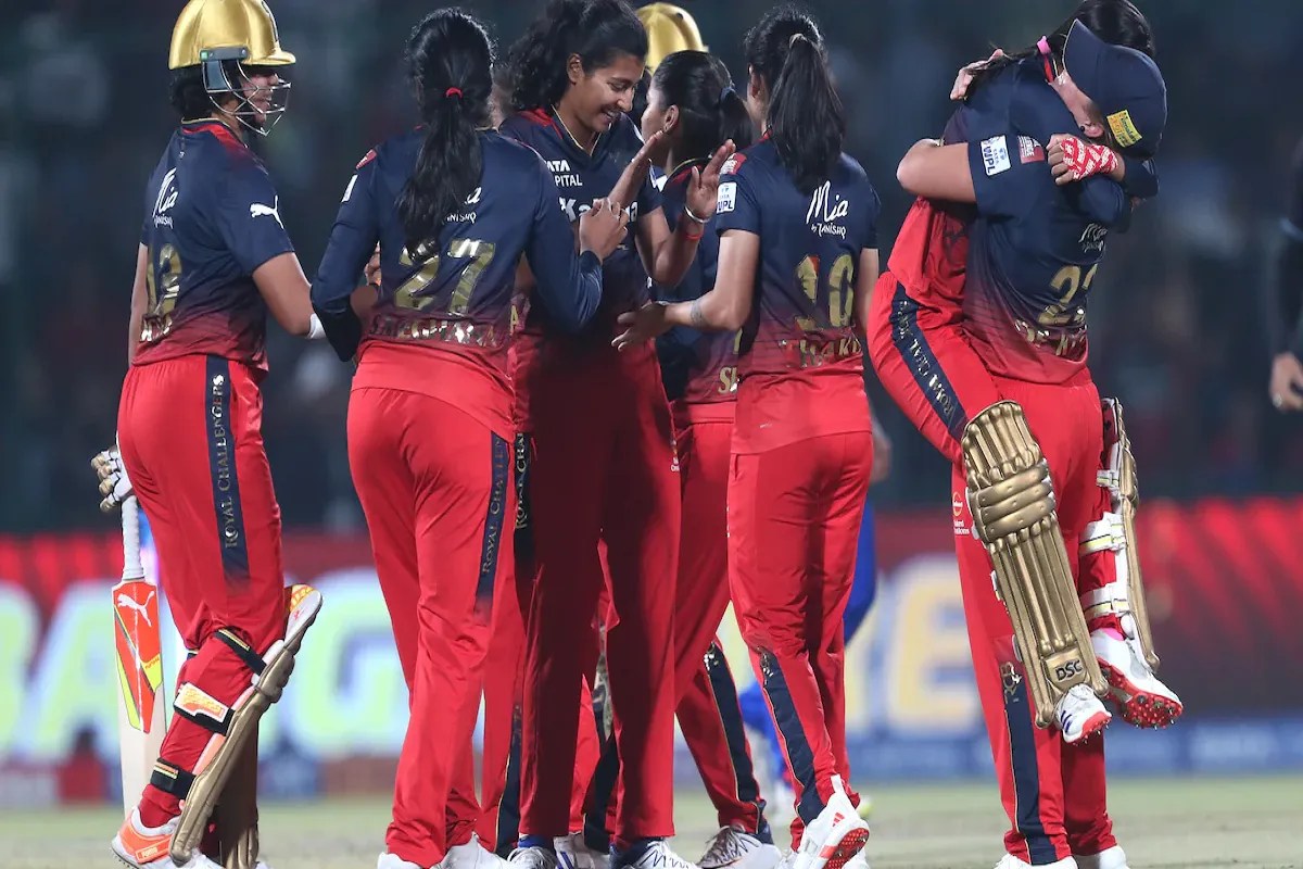 WPL 2026: UPW के खिलाफ RCB ने टॉस जीतकर गेंदबाजी चुनी, देखें दोनों टीमों की प्लेइंग 11