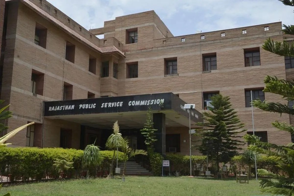 Govt Job Exam: मार्च 2026 में होगी 1,014 पदों पर भर्ती की मुख्य परीक्षा, RPSC ने जारी किया सहायक अभियंता 2024 का एग्जाम शेड्यूल