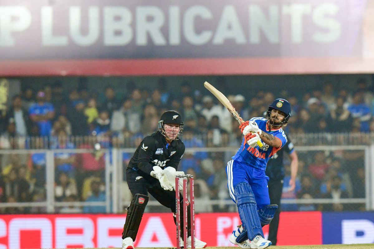 ईशान किशन का वो शॉट जिसने उड़ा दिए सबके होश! पूर्व दिग्गज ने बैटिंग देखने के बाद बताया अपना हाल