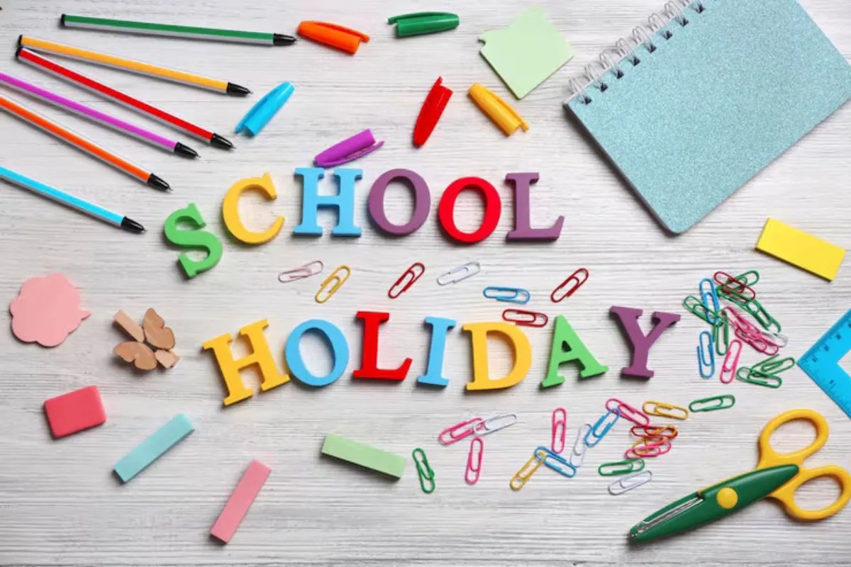 School Closed: फरवरी में इतने दिन रहेगी स्कूलों की छुट्टी, देखें पूरी लिस्ट