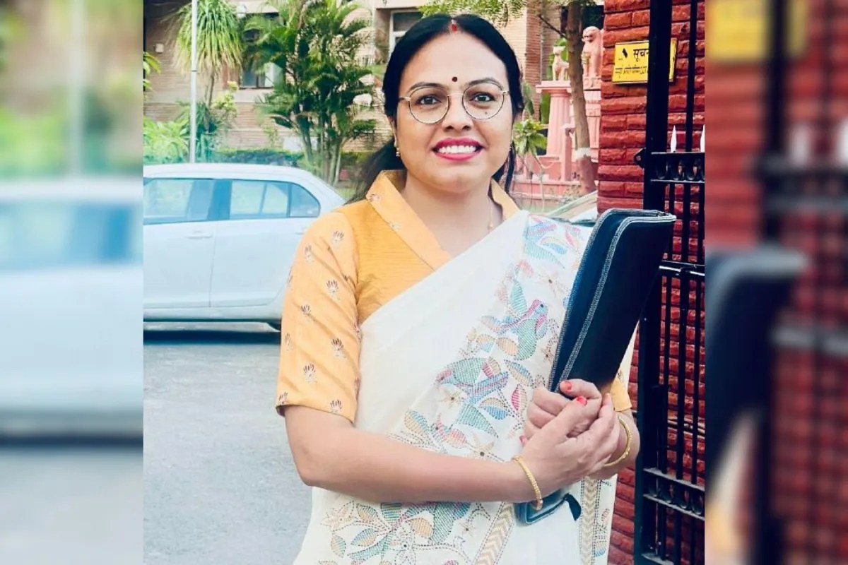 Success Story: ससुर ने किया सपोर्ट तो बहू ने कर दिया कमाल, 2 बच्चों की मां बनी 3rd ग्रेड शिक्षक से असिस्टेंट प्रोफेसर, हासिल की 32वीं रैंक