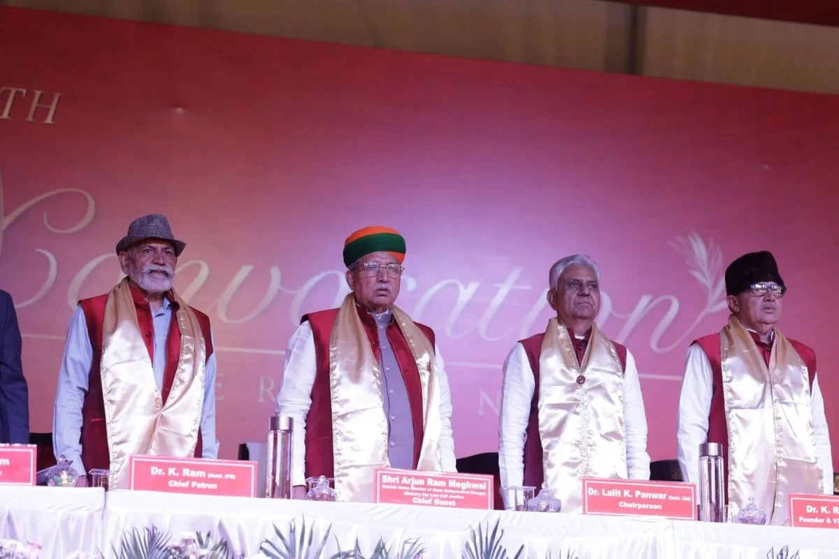 शिक्षा डिग्री मात्र नहीं, चरित्र और राष्ट्रनिर्माण की मजबूत नींव है: केंद्रीय मंत्री अर्जुन राम मेघवाल, दीक्षांत समारोह का हुआ आयोजन