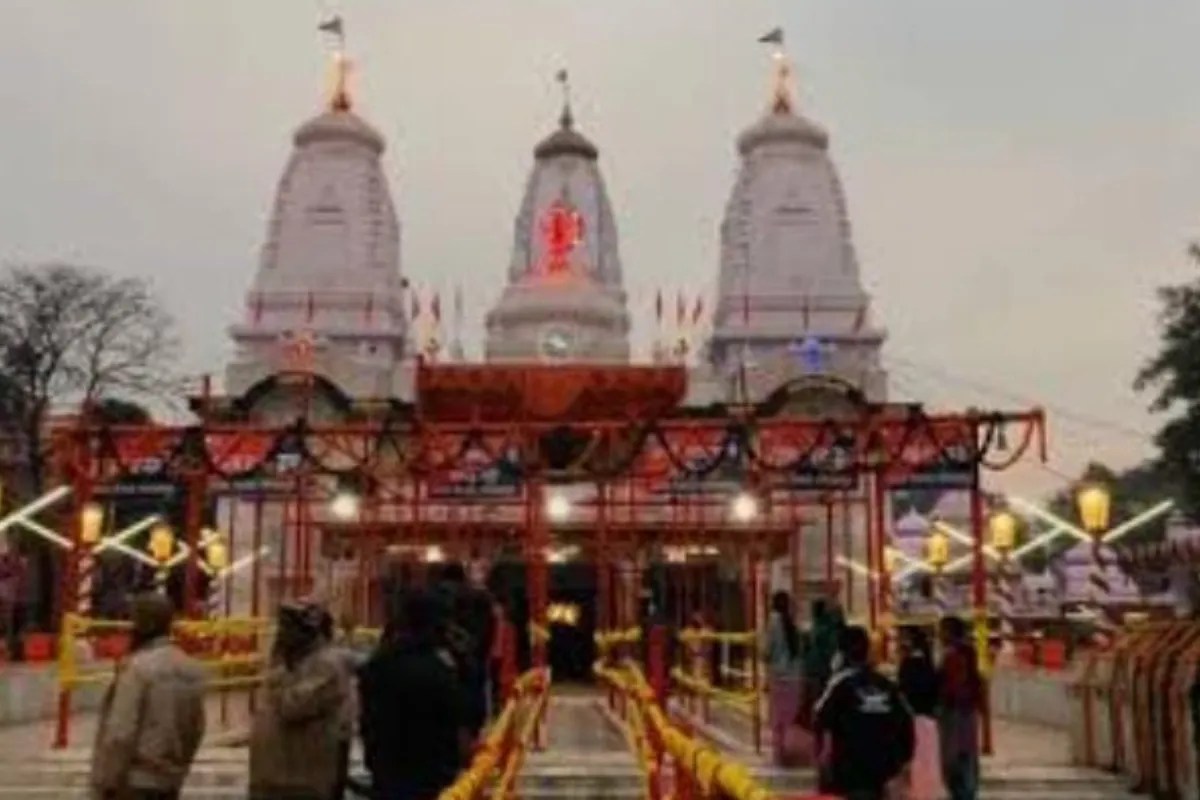 खिचड़ी मेला स्पेशल : सीसीटीवी, ड्रोन की निगरानी में गोरखनाथ मंदिर क्षेत्र, सुरक्षा के लिए लगे दो हजार से ज्यादा पुलिसकर्मी