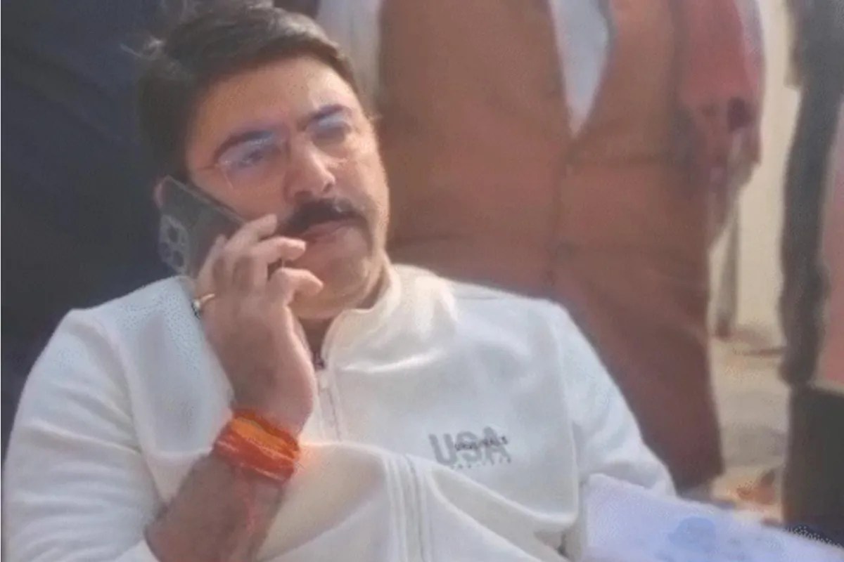 यूपी के BJP विधायक का “सर कलम” करने की धमकी के बाद हड़कंप, वीडियो में विधायक की फोटो पर लगाया लाल क्रॉस का निशान